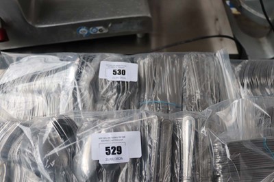 Lot 530 - Approx 40 head place setting of beaded...