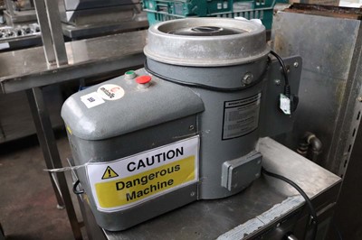 Lot 559 - Matcalfe EP10 bench top potatoe rumbler