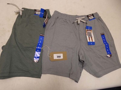 Lot 3402 - x20 Kirkland signature men's shorts