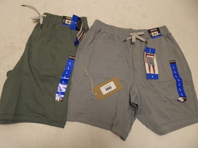 Lot 3403 - x20 Kirkland signature men's shorts