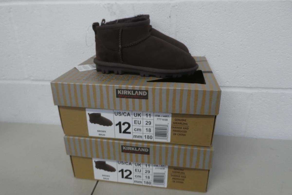 Lot x2 boxed pairs of kids Kirkland shearling...