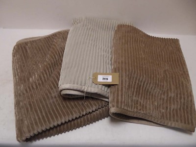 Lot 3415 - x3 Casual living textured plush throws
