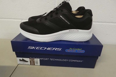 Lot A boxed pair of men's Skechers air cooled...