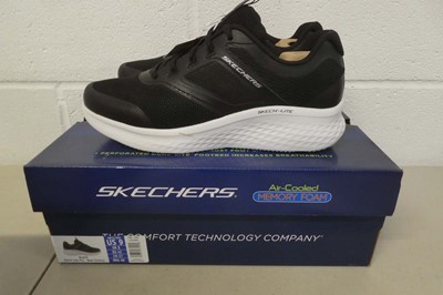 Lot A boxed pair of men's Skechers air cooled...
