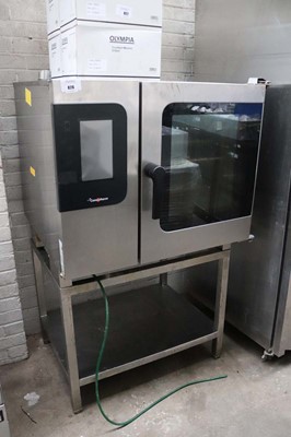 Lot 826 - 92cm electric Convotherm six grid combination...