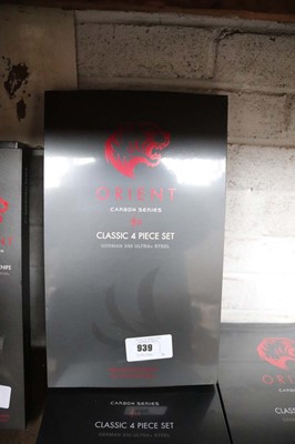 Lot 939 - Orient Carving Series classic 4-piece knife set