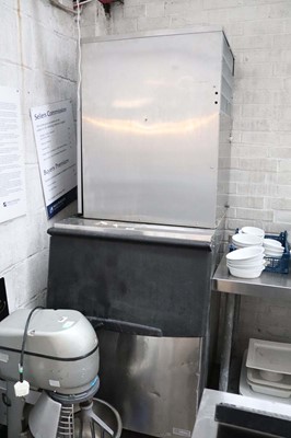 Lot 837 - Large floor standing ice machine