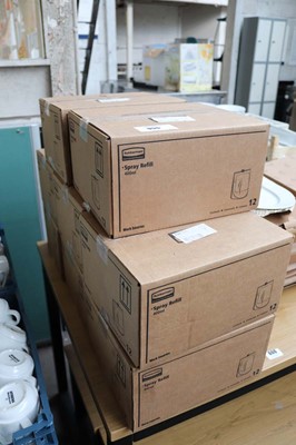 Lot 955 - 8x RubberMaid spray refill packs