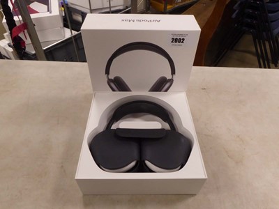 Lot 2002 - Apple Airpods Max, Space Grey, with smart case,...