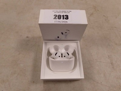 Lot 2013 - Apple Airpods 4 (ANC), boxed with charging...