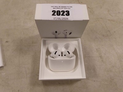 Lot 2023 - Apple Airpods 4, boxed with charging case,...