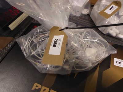 Lot 2056 - Bag containing various Apple chargers