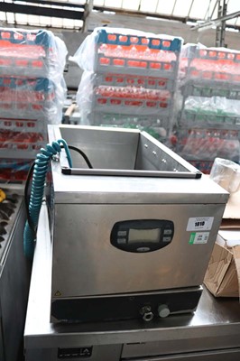 Lot 1010 - Instanta Sous Vide