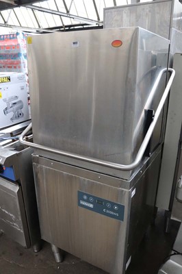 Lot 1022 - 62cm Maid Aid C2035WS lift top pass through...