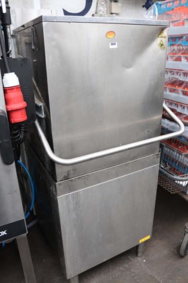 Lot 1026 - 65cm Electrolux pass through dishwasher