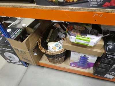 Lot 3145 - Touchscreen kettle and toaster set