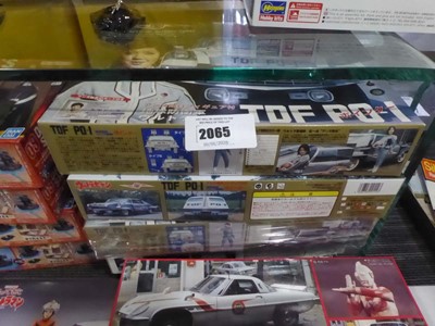 Lot 2065 - Five boxed (including one sealed) Japanese...