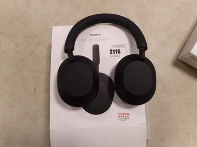 Lot 2116 - Boxed pair of Sony WH1000XM5XA noise...