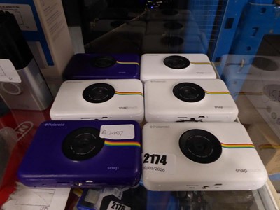 Lot 2174 - 6 Polaroid snap cameras