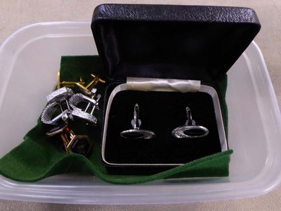 Lot 2285 - Box of various cufflinks