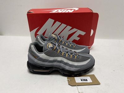 Lot 3700 - Nike air max 95 trainers in grey size UK9 - boxed
