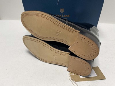 Lot 3702 - John Land george boots in patent black size...