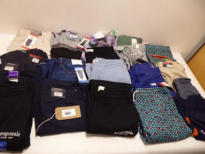 Lot 3463 - x20 mixed clothing items to include Champion...