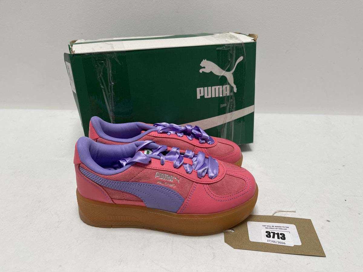 Lot 3713 - Puma palermo elevate trainers in pink size UK3....