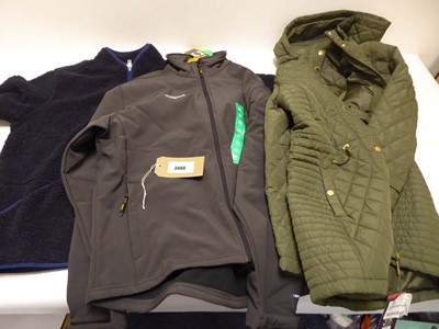 Lot 3466 - x3 coats/jackets to include DeWalt etc