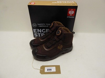 Lot 3725 - Engelbert Strauss E.S.Kastra II mid boots in...