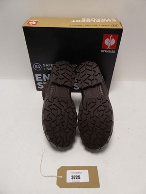 Lot 3725 - Engelbert Strauss E.S.Kastra II mid boots in...