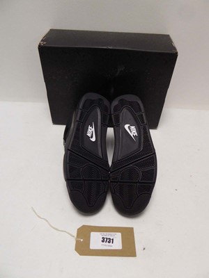 Lot 3731 - Nike air jordan 4 retro trainers in black size...