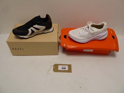 Lot 3739 - 2x Boxed pairs of trainers to include Nike UK5...