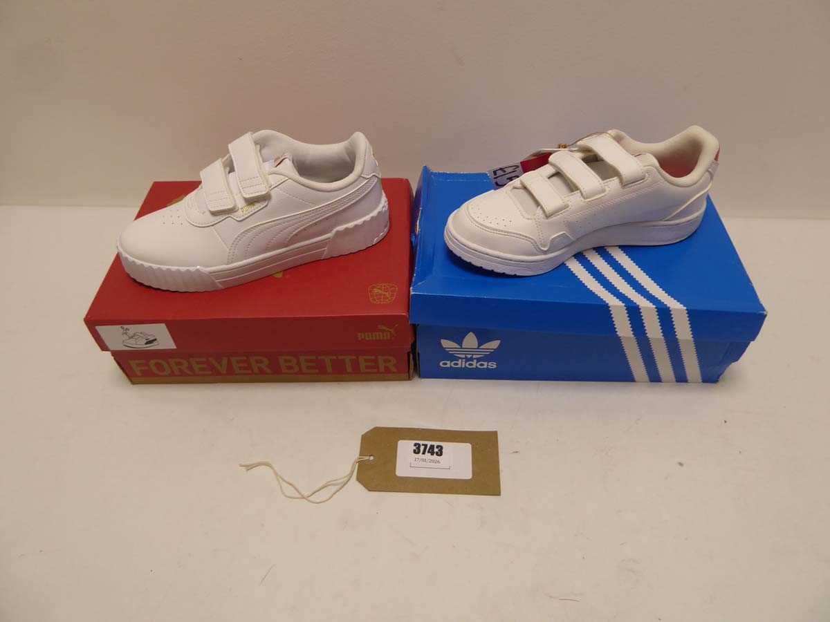 Lot 3743 - 2x Boxed pairs of children's trainers to...