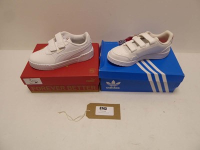 Lot 3743 - 2x Boxed pairs of children's trainers to...