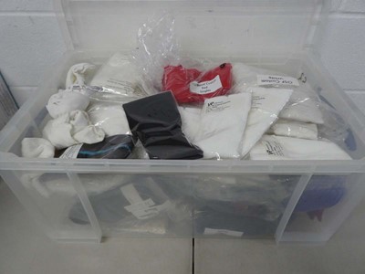 Lot A box containing approx. 100 pairs of VR...