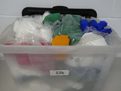 Lot A box containing approx. 200 pairs of VR open...