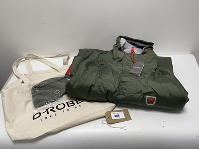 Lot 3779 - D-Robe beaufort outdoor robe in khaki size...