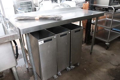 Lot 1211 - 150cm stainless steel preparation table