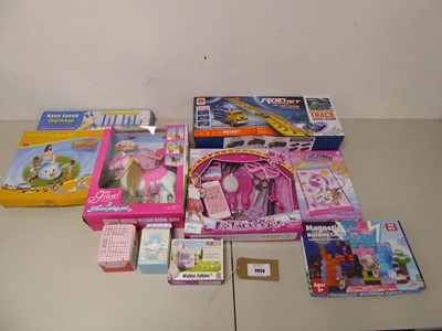 Lot 3958 - An assortment of boxed children's toys