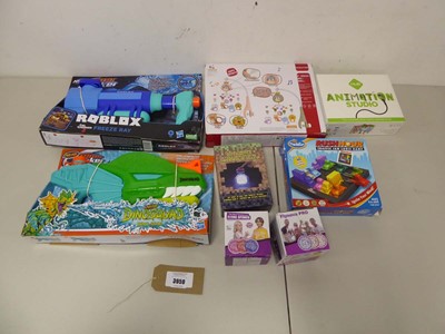 Lot 3959 - An assortment of boxed children's toys