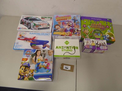 Lot 3960 - An assortment of boxed children's toys