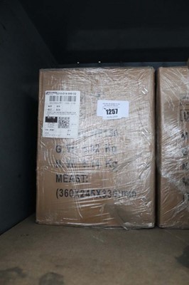 Lot 1257 - Model HF150 Hand operated hamburger press