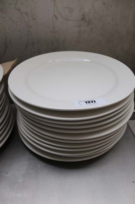 Lot 1277 - Twelve 33cm large charger type plates