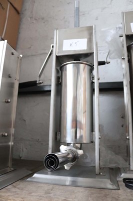 Lot 1307 - Model K5 hand operated vertical sausage...