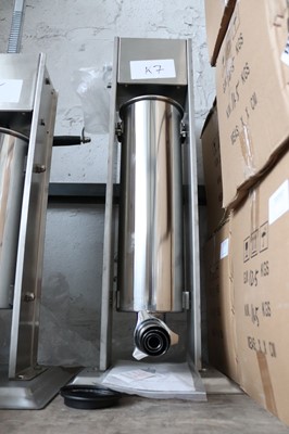 Lot 1315 - Model K7 hand operated vertical sausage...