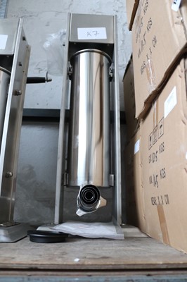 Lot 1326 - Model K7 hand operated vertical sausage...