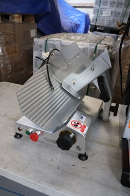 Lot 1385 - Crypto Peerless 26cm blade slicer