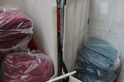 Lot 1392 - Two stillages containing high quality table...