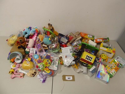 Lot 3971 - An assortment of children's toys